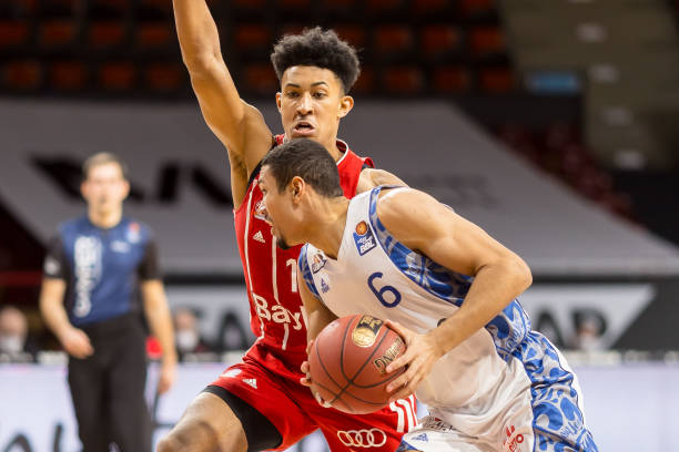 击球不断赢 击球不断赢